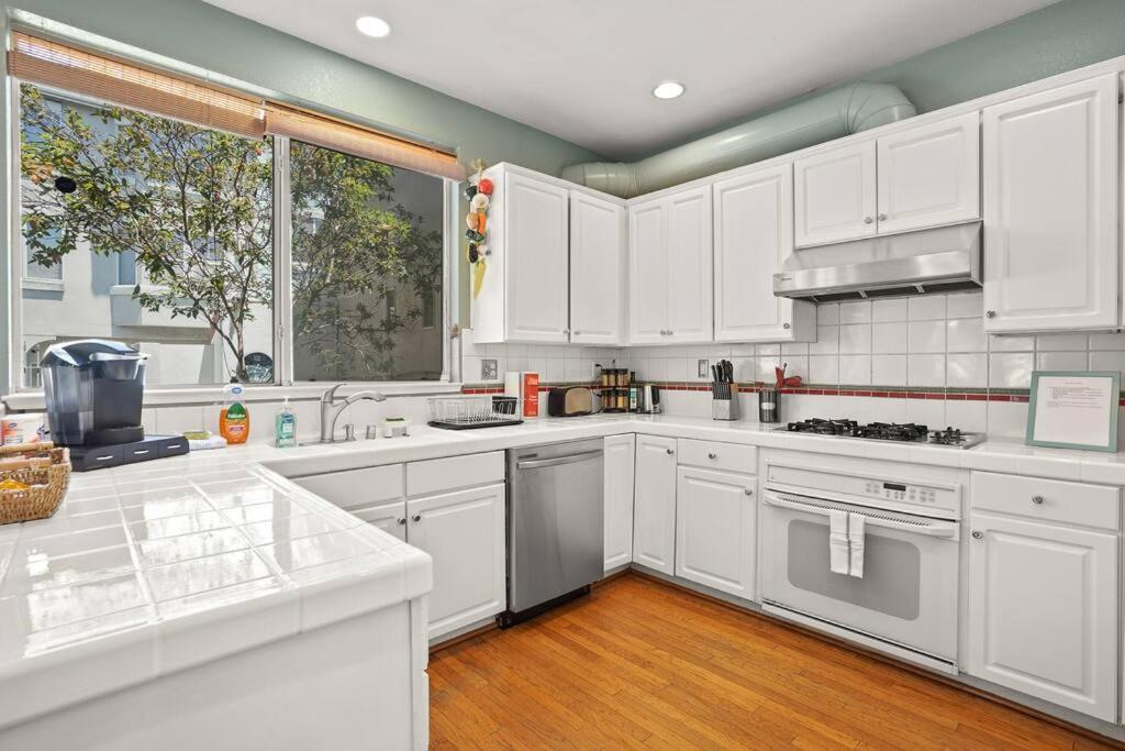 Beautiful Spacious House 2Br / 4Br In Silver Terrace San Francisco Exterior foto